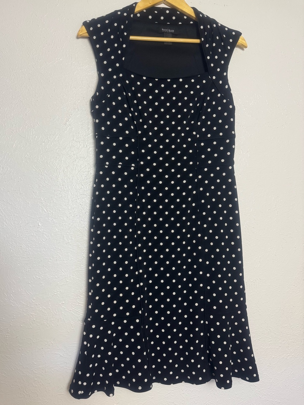 White House Black Market Polka Dot Bodycon Mermaid Dress